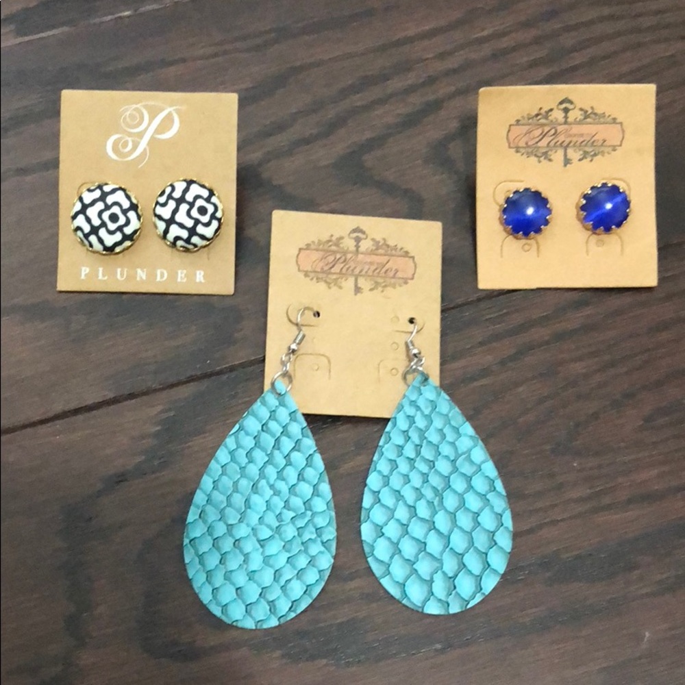Plunder earrings